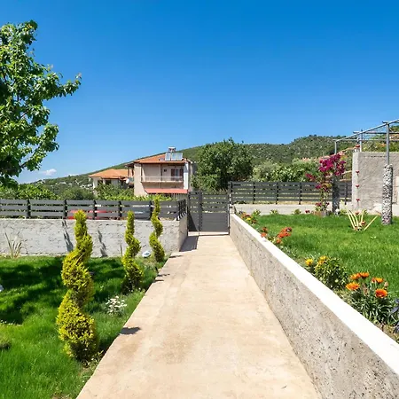 Сasa de vacaciones Antoni's House Kallirákhi